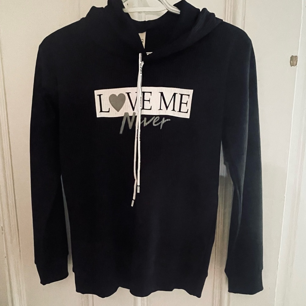Diya Ribbed w/hood NWT